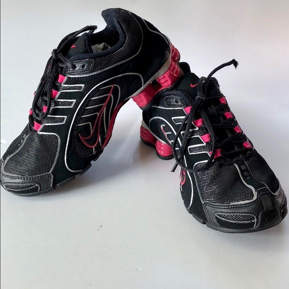 nike shox navina womens black